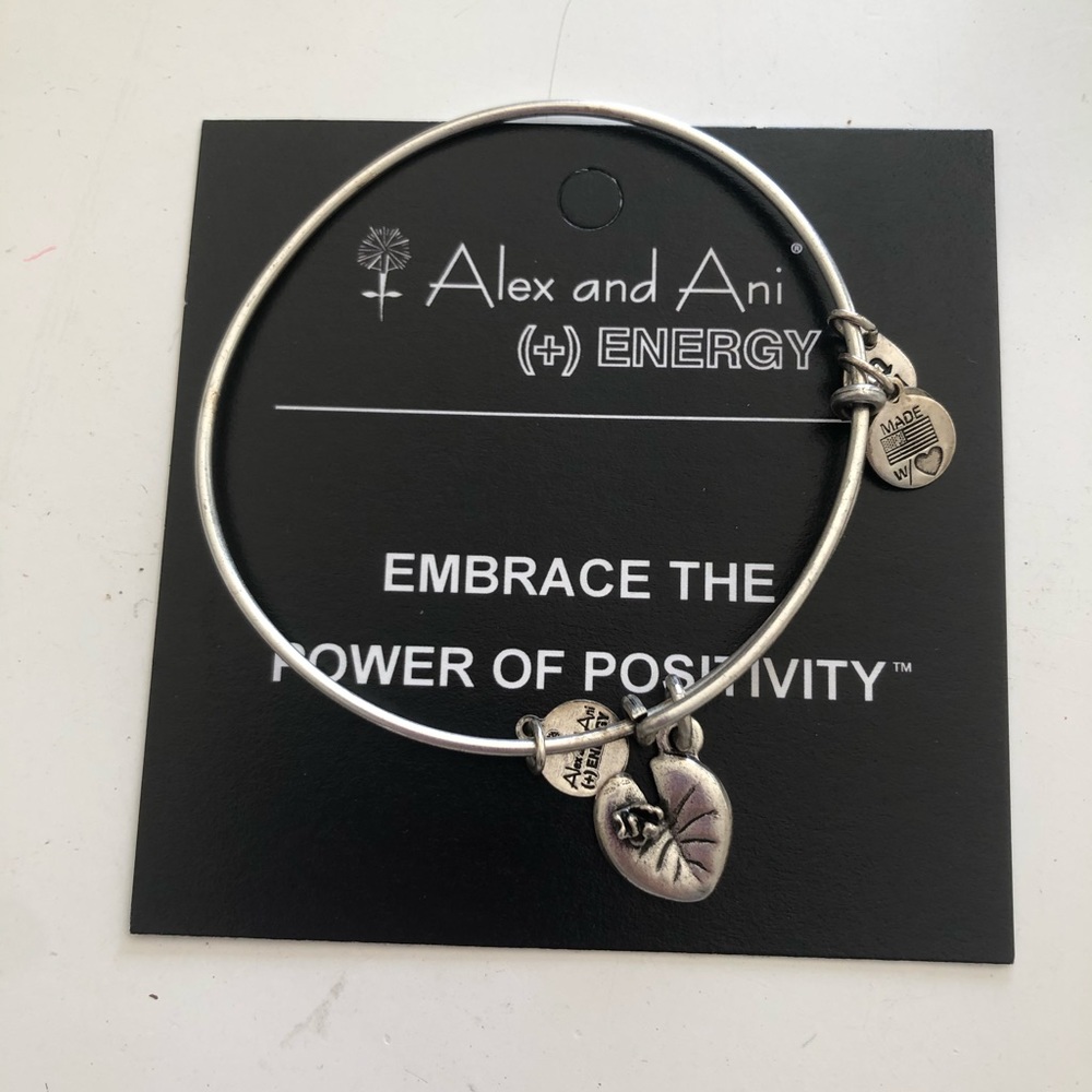 Charm bracelet